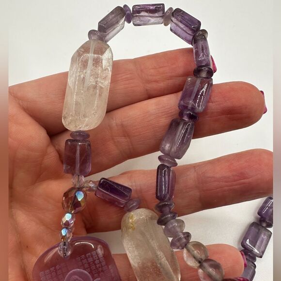 Stunning etched pendant with amethyst and quartz beaded necklace! - Picture 2 of 10
